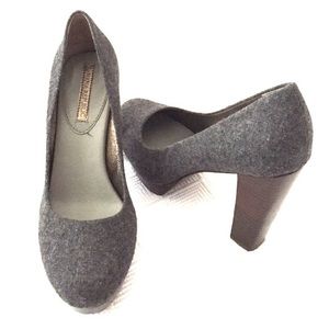 Banana Republic Union Heels, Slate Grey, Size 9